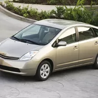Je Toyota Prius nová W123?