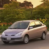 Je Toyota Prius nová W123?