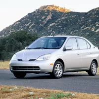 Je Toyota Prius nová W123?