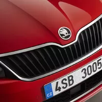 Facelift Škody Rapid: Je pořád pro benzínové hlavy?