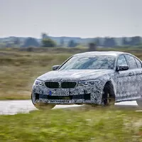 BMW M5 jako všehrab…ale taky jako zadohrab…ale taky jako všehrab