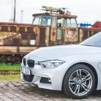BMW 330e: I hybrid vás může bavit