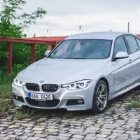 BMW 330e: I hybrid vás může bavit