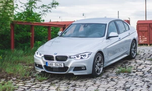 Autíčkář futurista, Recenze & testy: BMW 330e: I hybrid vás může bavit