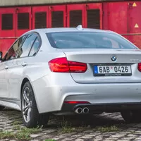 BMW 330e: I hybrid vás může bavit