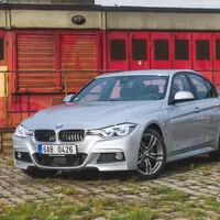 BMW 330e: I hybrid vás může bavit