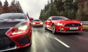 Editorial: Proč je Mustang levnější než M3 aneb o milionových Golfech a úskalích cenotvorby