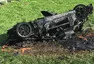 Richard Hammond rozvěsil elektrický hypersport a dostal šrouby do kolene