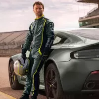 Aston Martin ve speciální edici AMR: skoro jako závoďák