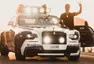 Rolls-Royce v podání Jona Olssona dělá burnouty a nosí maskáče
