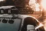 Rolls-Royce v podání Jona Olssona dělá burnouty a nosí maskáče