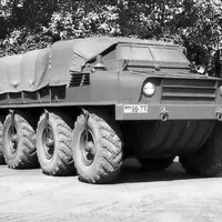 ZiL 135: Jeden motor nestačí