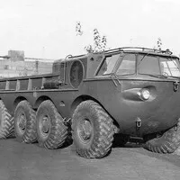 ZiL 135: Jeden motor nestačí