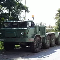 ZiL 135: Jeden motor nestačí