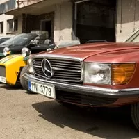 Kafe & Káry Praha vol. 21 - Eldorado a hejno roadsterů