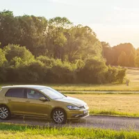 Volkswagen Golf 2.0 TDI: Před branou luxusu