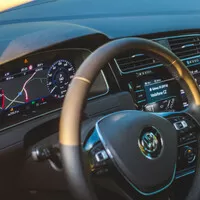 Volkswagen Golf 2.0 TDI: Před branou luxusu