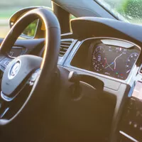 Volkswagen Golf 2.0 TDI: Před branou luxusu