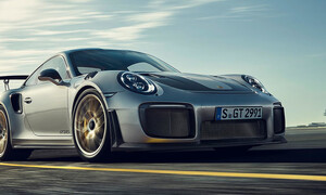 Novinky: Porsche 911 GT2 RS je na světě a úžasná