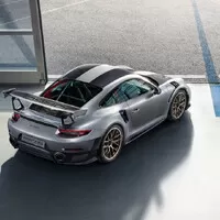 Porsche 911 GT2 RS je na světě a úžasná