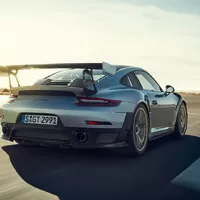 Porsche 911 GT2 RS je na světě a úžasná