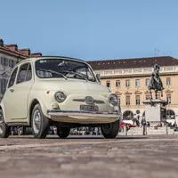 Zaslouží si Fiat 500 statut moderního umění?