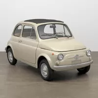 Zaslouží si Fiat 500 statut moderního umění?