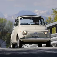 Zaslouží si Fiat 500 statut moderního umění?