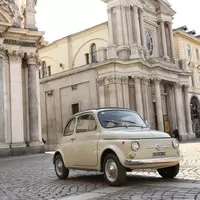 Zaslouží si Fiat 500 statut moderního umění?