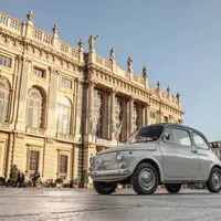 Zaslouží si Fiat 500 statut moderního umění?