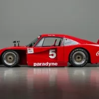 Máte nějaké prachy bokem? Kupte si ojedinělé závodní Porsche!