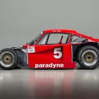Máte nějaké prachy bokem? Kupte si ojedinělé závodní Porsche!