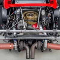 Máte nějaké prachy bokem? Kupte si ojedinělé závodní Porsche!