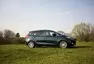 Kia Carens 1.7 CRDi : Neúnavný pomocník unaveného rodiče