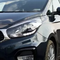 Kia Carens 1.7 CRDi : Neúnavný pomocník unaveného rodiče