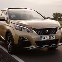 Peugeot 3008 1.2 PureTech: V kokpitu