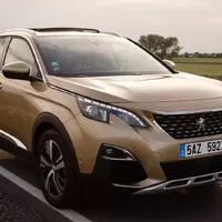 Peugeot 3008 1.2 PureTech: V kokpitu
