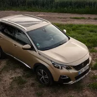 Peugeot 3008 1.2 PureTech: V kokpitu