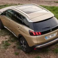 Peugeot 3008 1.2 PureTech: V kokpitu