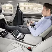 Audi A8 přijíždí zbrusu nová a narvaná technikou