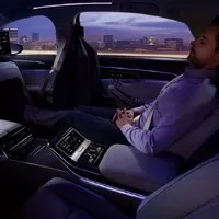 Audi A8 přijíždí zbrusu nová a narvaná technikou