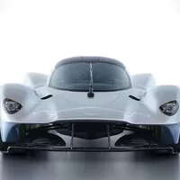 Aston Martin ukazuje prakticky hotovou Valkyrii