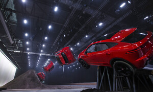 Autíčkář futurista, Novinky: Jaguar představuje nový E-Pace v elegantní „vývrtce“