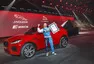 Jaguar představuje nový E-Pace v elegantní „vývrtce“
