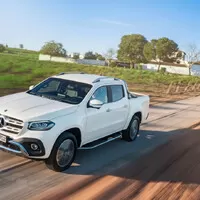 Mercedes-Benz X-Class je něco jako prémiová Navara