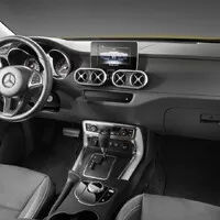 Mercedes-Benz X-Class je něco jako prémiová Navara