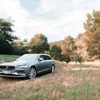 Volvo V90 T6: Zenová zahrada