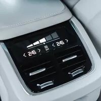 Volvo V90 T6: Zenová zahrada
