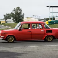 Trackday Vysoké Mýto 2017 vol. 2: Vedro, davy a boky