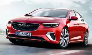 Novinky: Opel Insignia přichází ve sportovně laděné verzi GSi